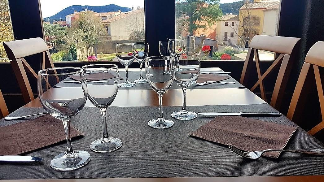 Hotel La Fonda Dels Pirineus Maçanet de Cabrenys Εξωτερικό φωτογραφία